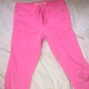 Super cute, fun pink, stretchy jeans!